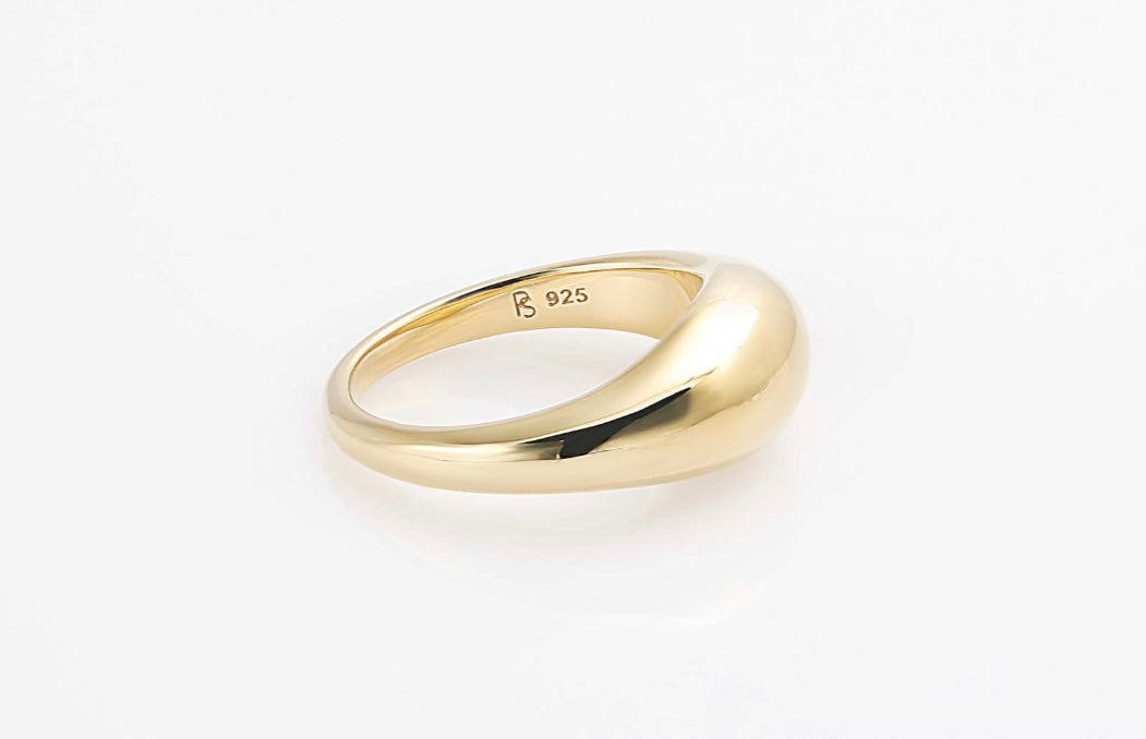 Stackable Wave Ring Gold
